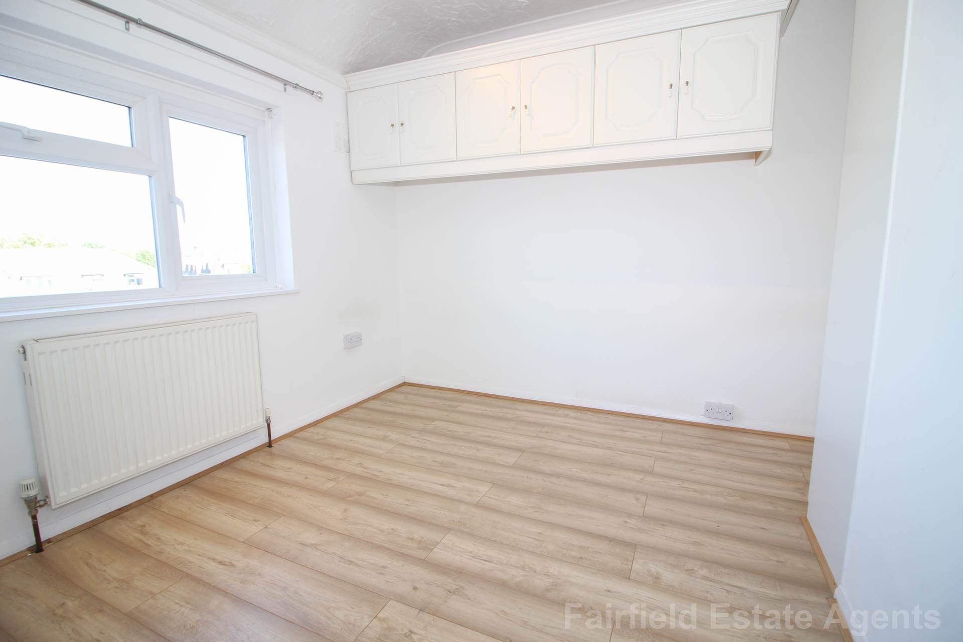 Additional Property Image 2 bedroom Terraced for sale in Watford 11