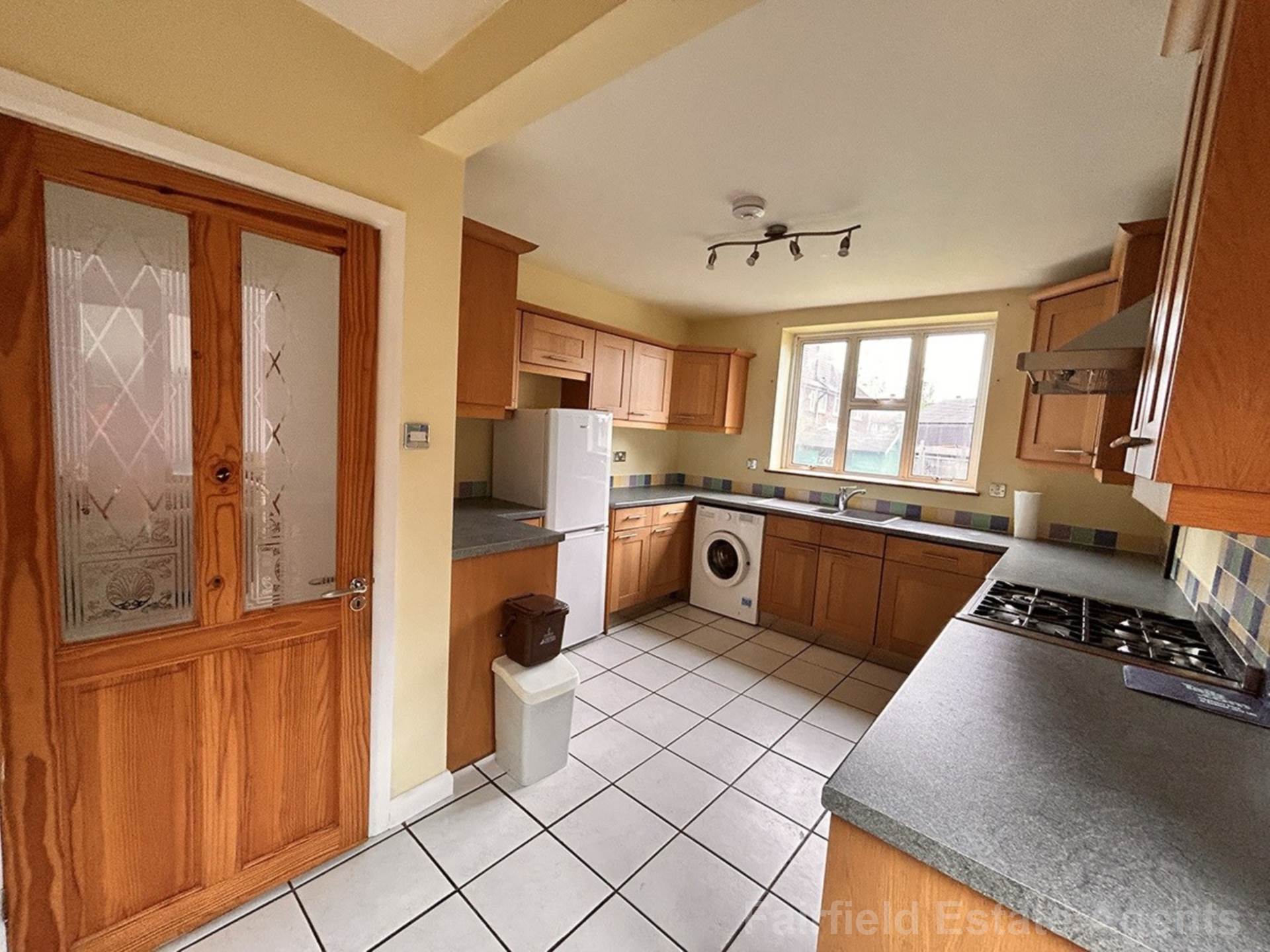 Additional Property Image 3 bedroom Semi Detached to rent in Watford 4