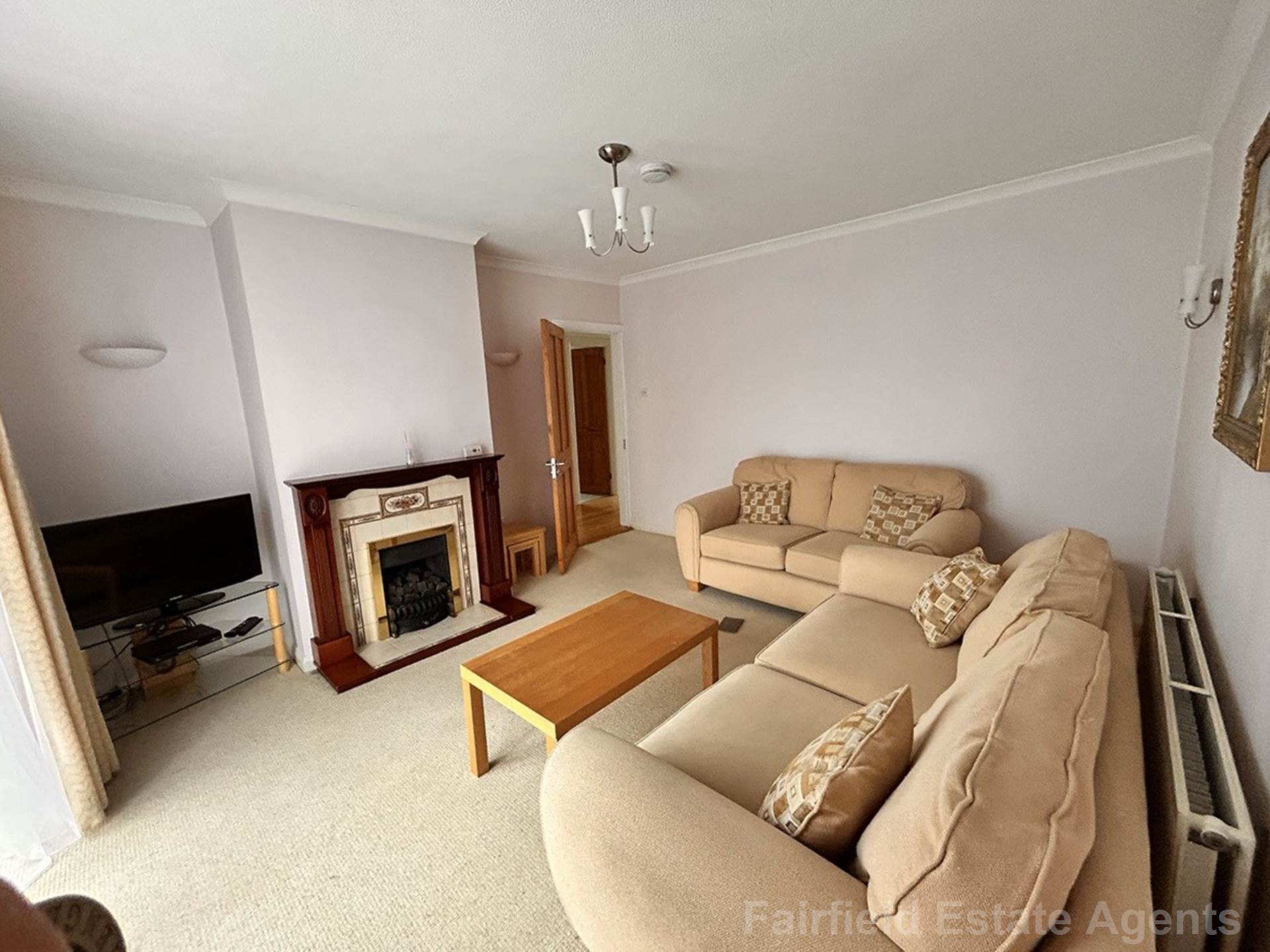 Additional Property Image 3 bedroom Semi Detached to rent in Watford 7