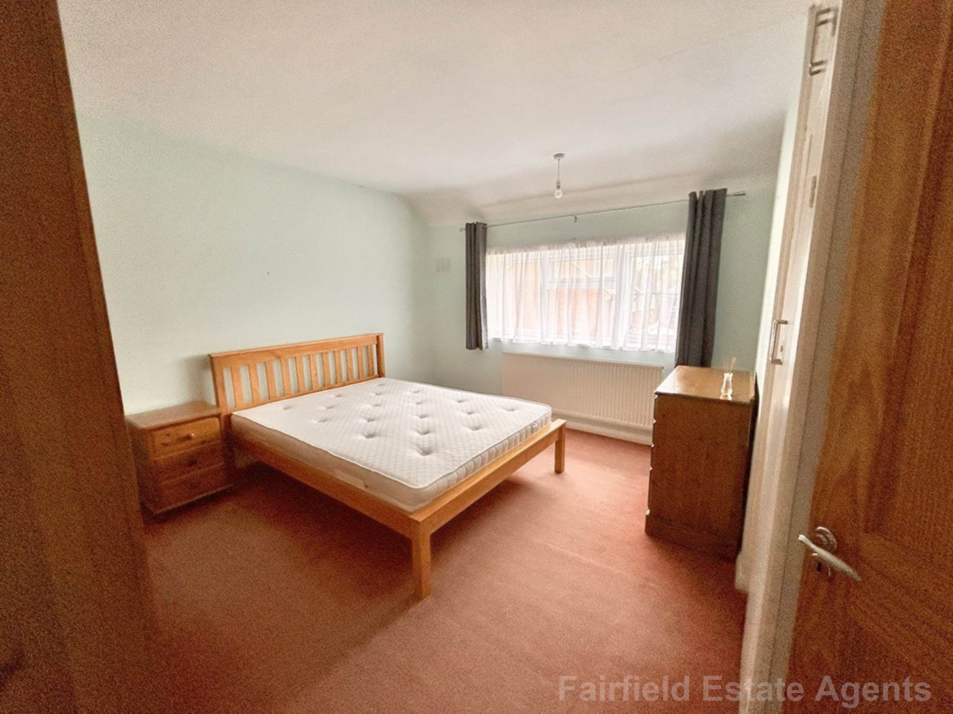 Additional Property Image 3 bedroom Semi Detached to rent in Watford 9
