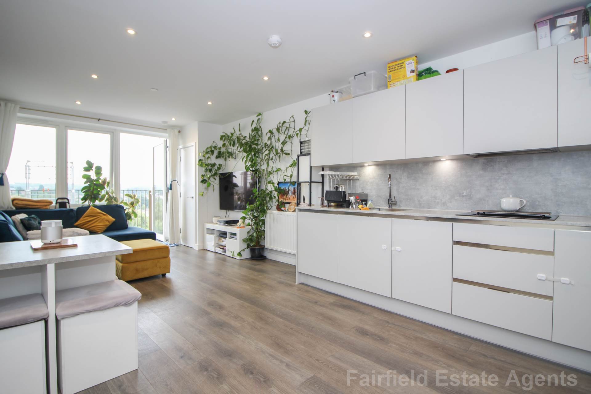 Additional Property Image 2 bedroom Flat for sale in Watford 6