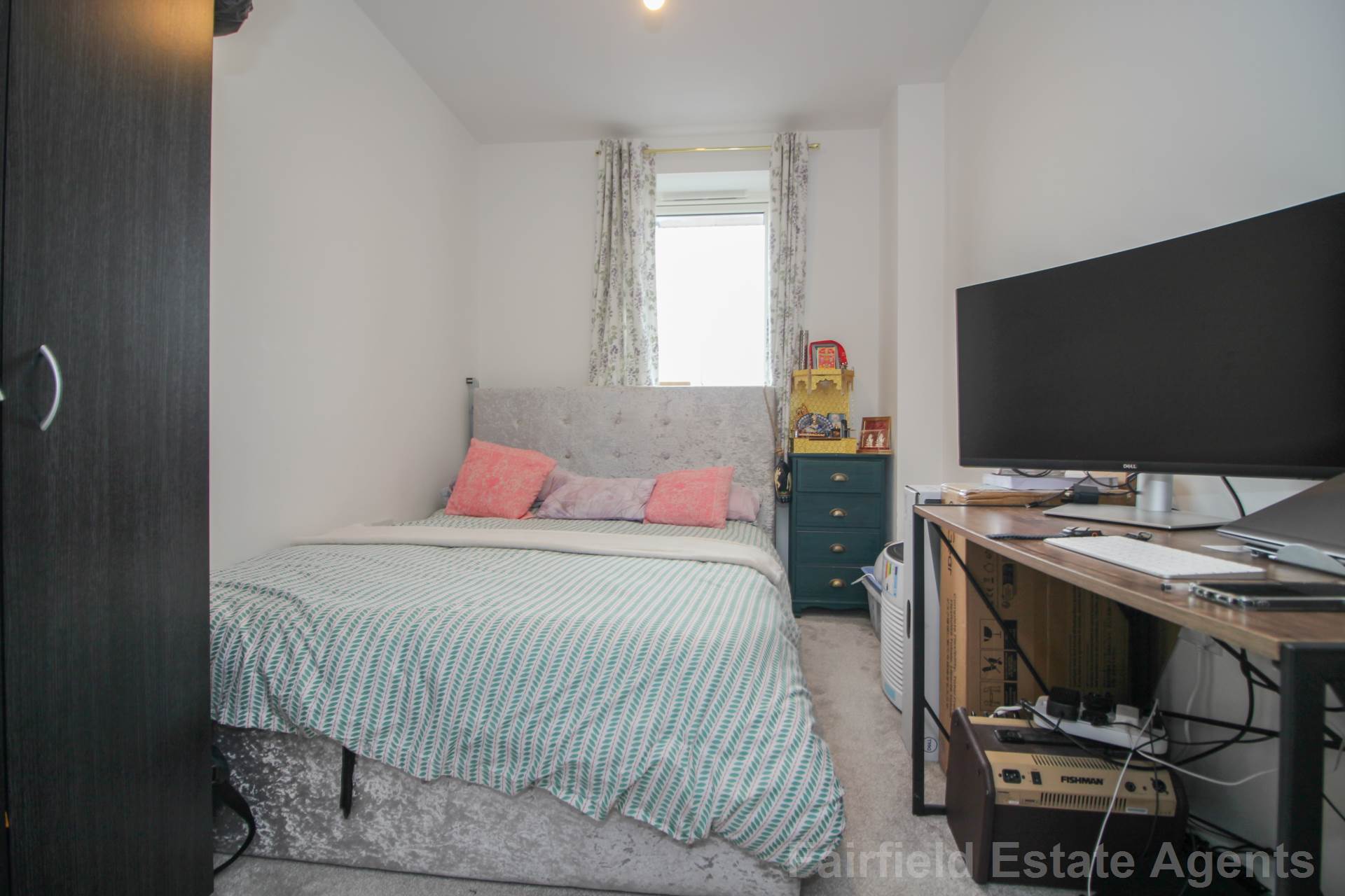 Additional Property Image 2 bedroom Flat for sale in Watford 9