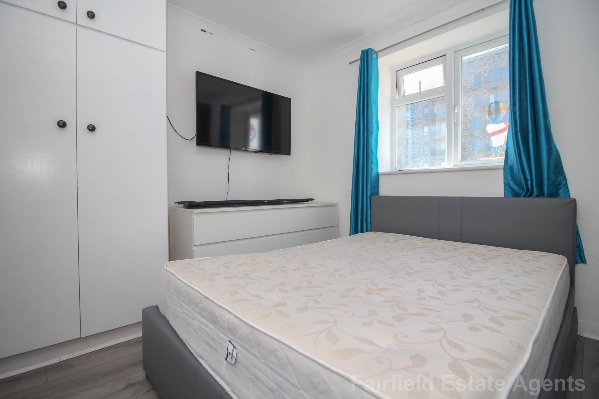 Additional Property Image 3 bedroom End of Terrace for sale in Watford 11