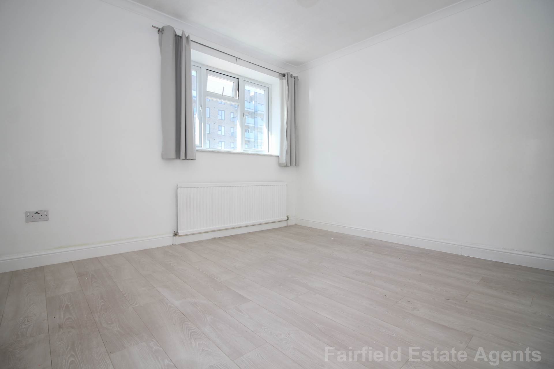 Additional Property Image 3 bedroom End of Terrace for sale in Watford 12
