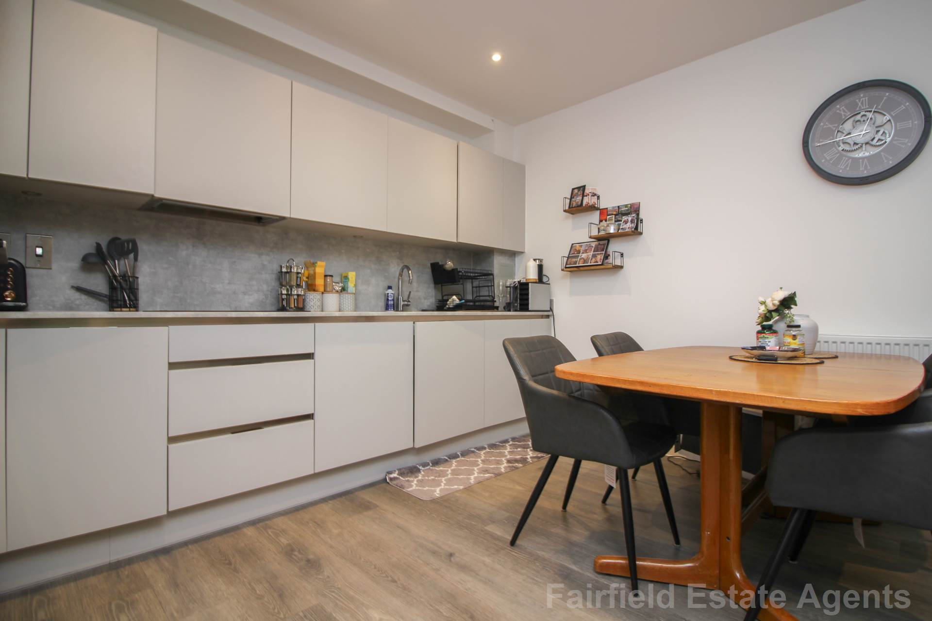 Additional Property Image 1 bedroom Flat for sale in Watford 2