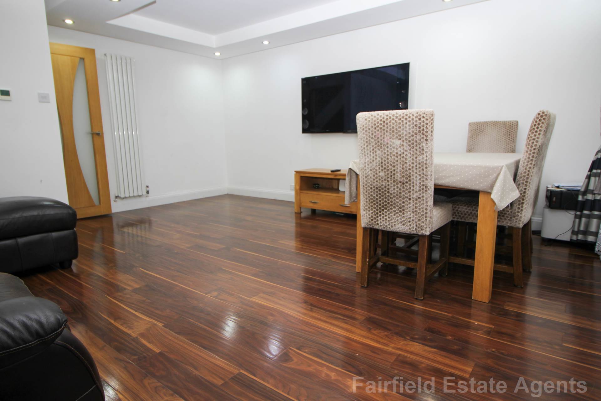 Additional Property Image 3 bedroom Terraced for sale in Watford 9