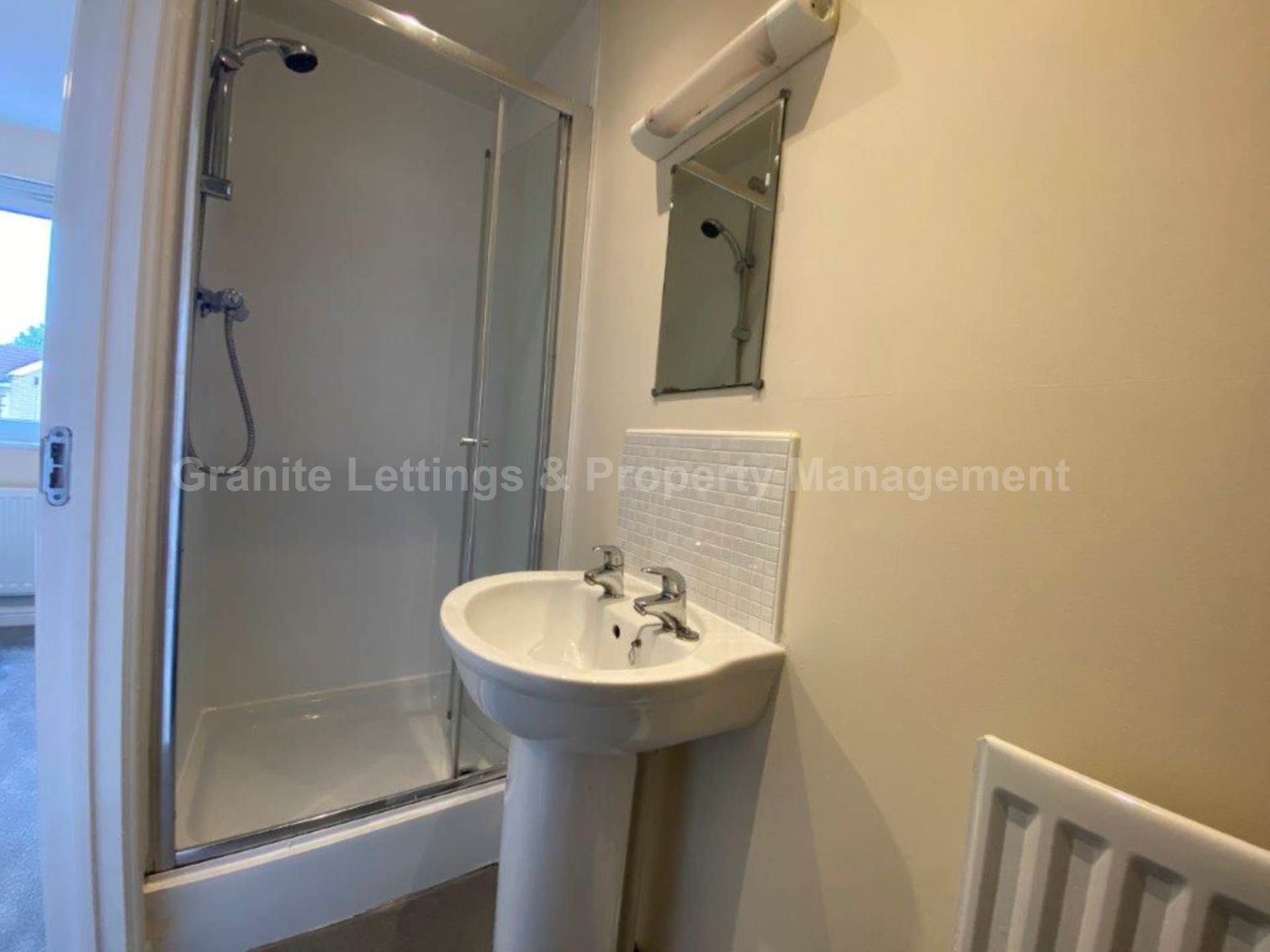 Additional Property Image 4 bedroom Town House to rent in Manchester 19