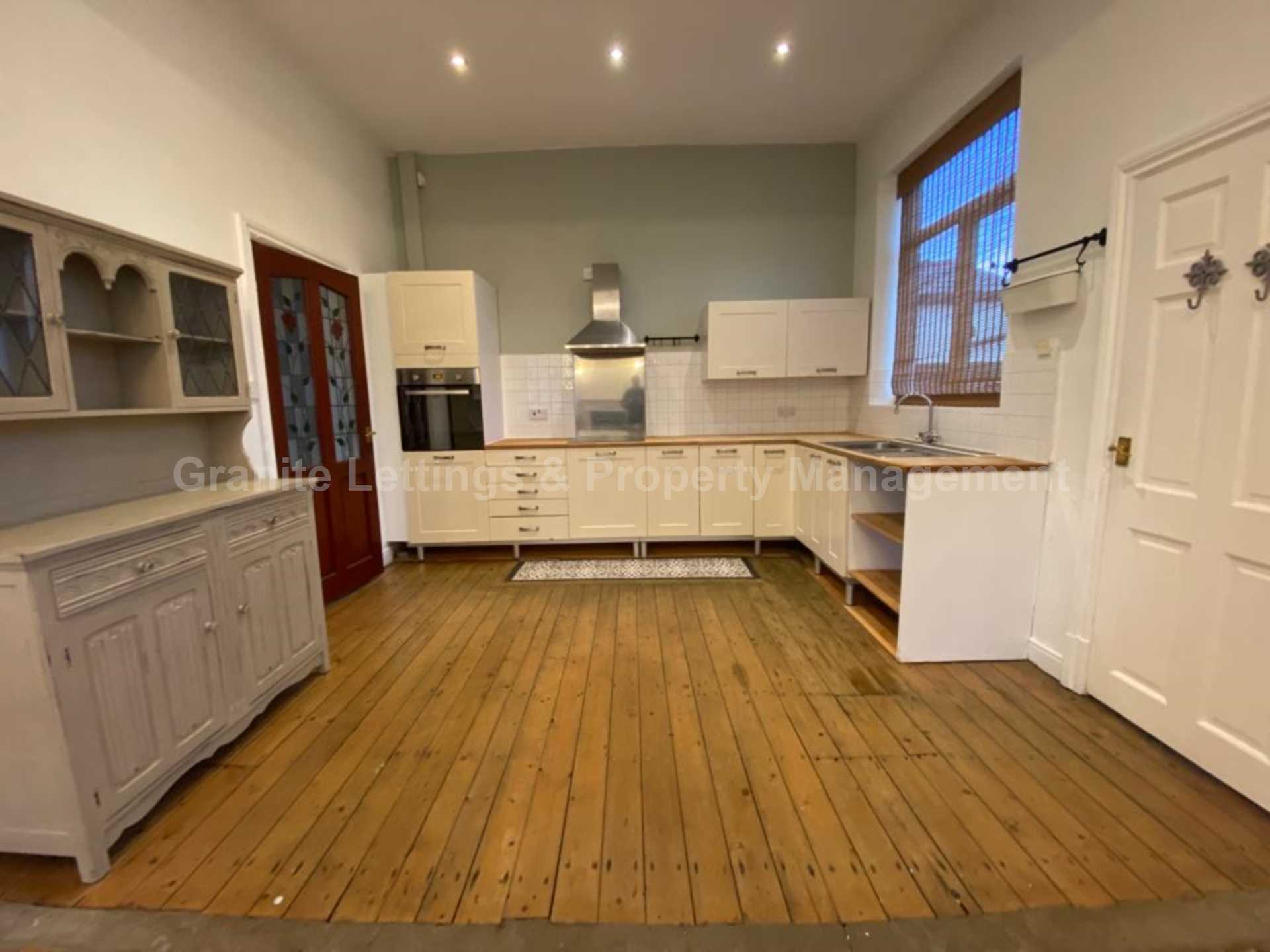 Additional Property Image 3 bedroom End of Terrace to rent in Manchester 8