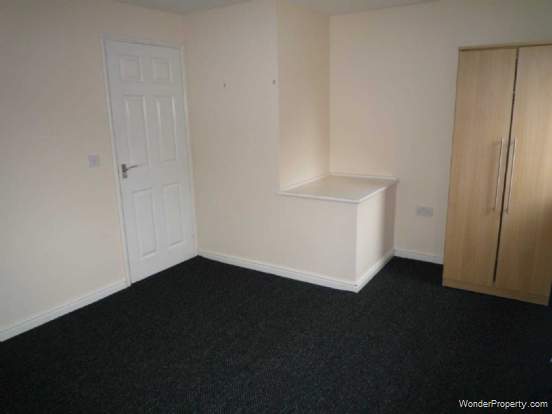 Additional Property Image 2 bedroom Semi Detached for sale in Manchester 10