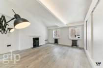 2 bedroom House to rent in London