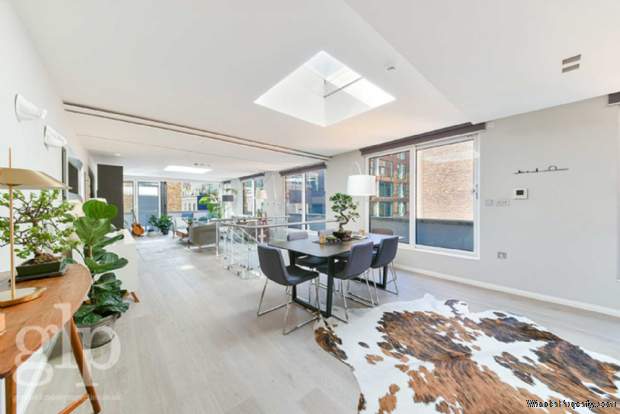 3 bedroom Flat for sale in London
