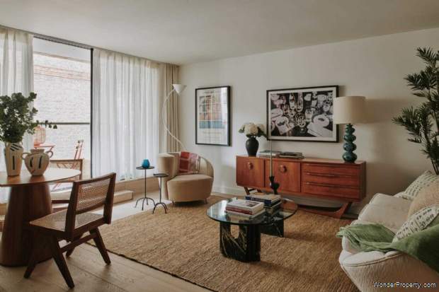 2 bedroom Apartment for sale in London