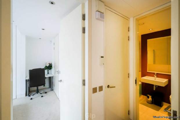 Additional Property Image 2 bedroom Flat for sale in London 18
