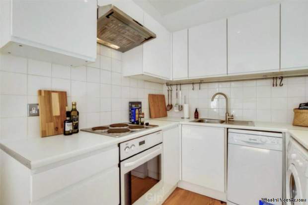 Additional Property Image 1 bedroom Flat to rent in London 8