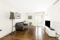2 bedroom Flat to rent in London