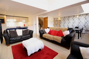 3 bedroom Apartment to rent in Manchester