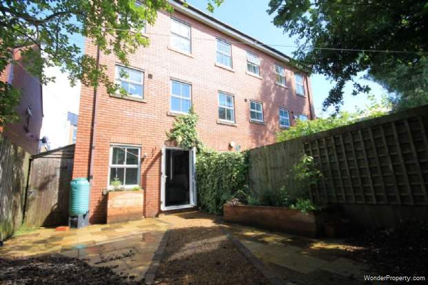 Additional Property Image 4 bedroom Terraced to rent in Manchester 19