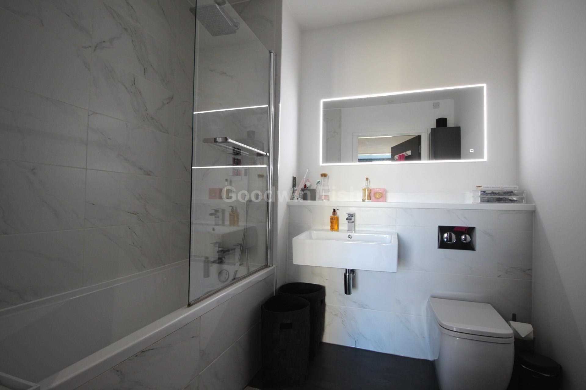 Additional Property Image 2 bedroom Apartment to rent in Manchester 15