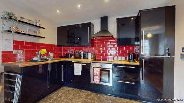 Additional Property Image 2 bedroom Apartment for sale in Manchester 5