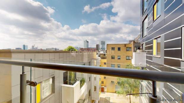 Additional Property Image 2 bedroom Apartment for sale in Manchester 3