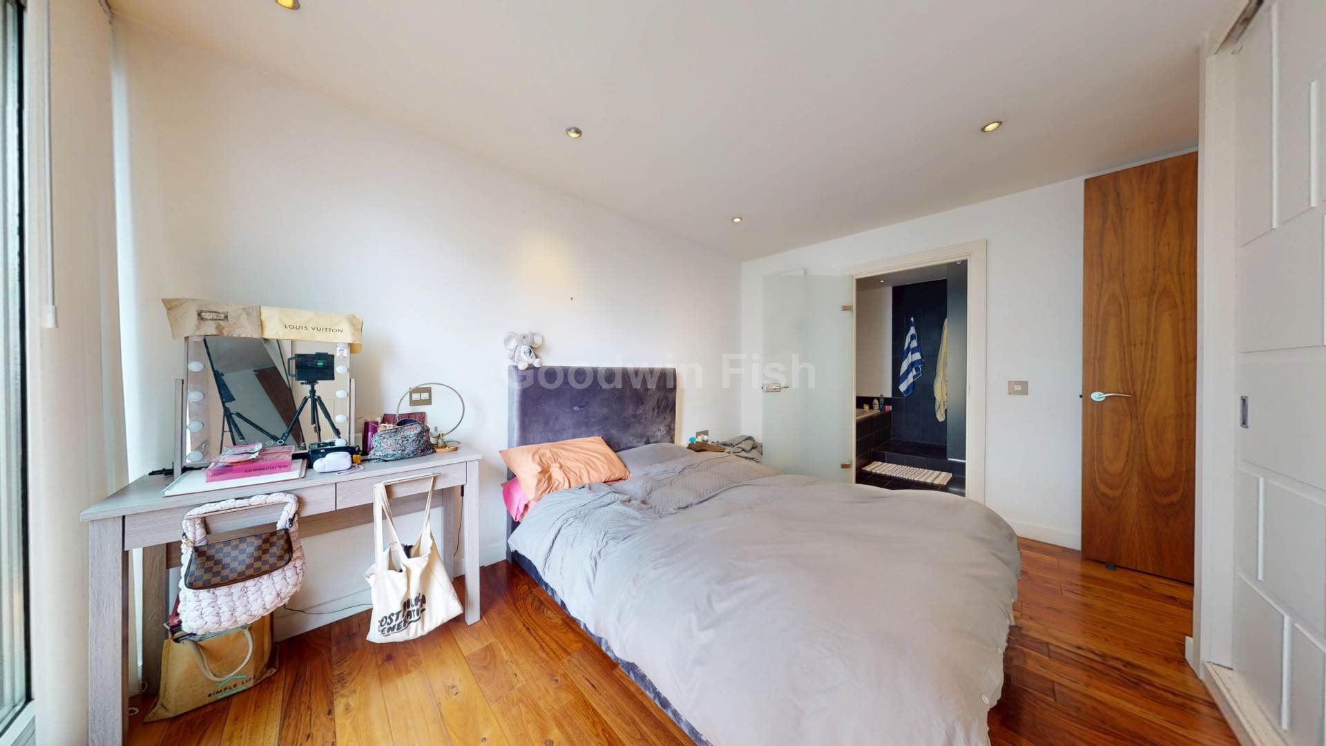 Additional Property Image 2 bedroom Apartment for sale in Manchester 10