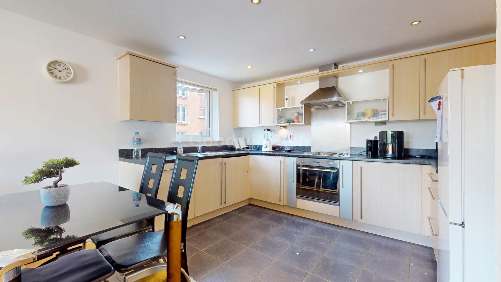 Additional Property Image 2 bedroom Apartment for sale in Salford 3