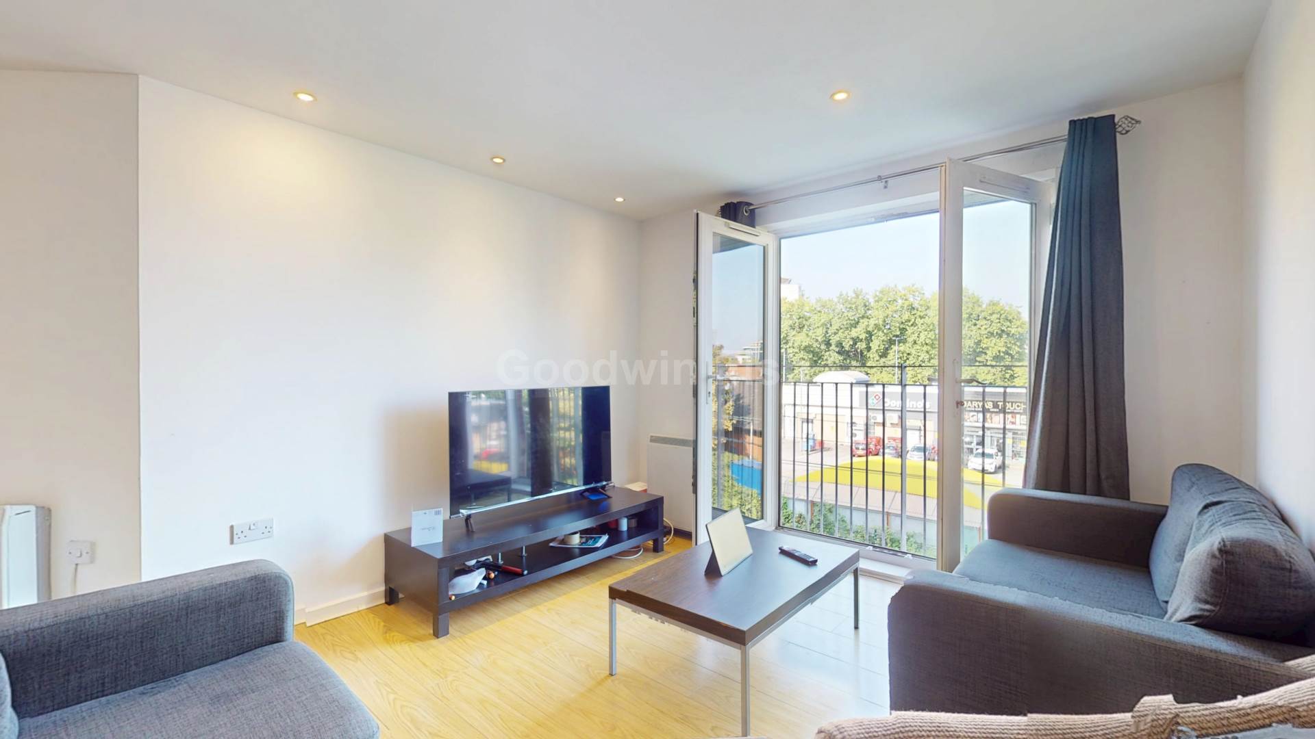Additional Property Image 2 bedroom Apartment for sale in Salford 4
