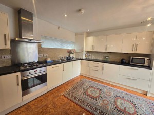 3 bedroom House to rent in Manchester