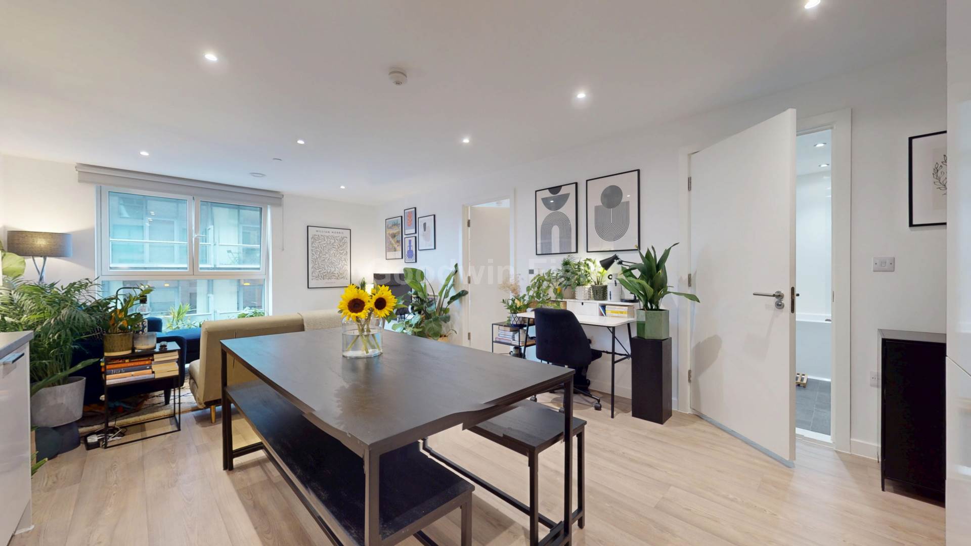 Additional Property Image 1 bedroom Apartment for sale in Salford 5