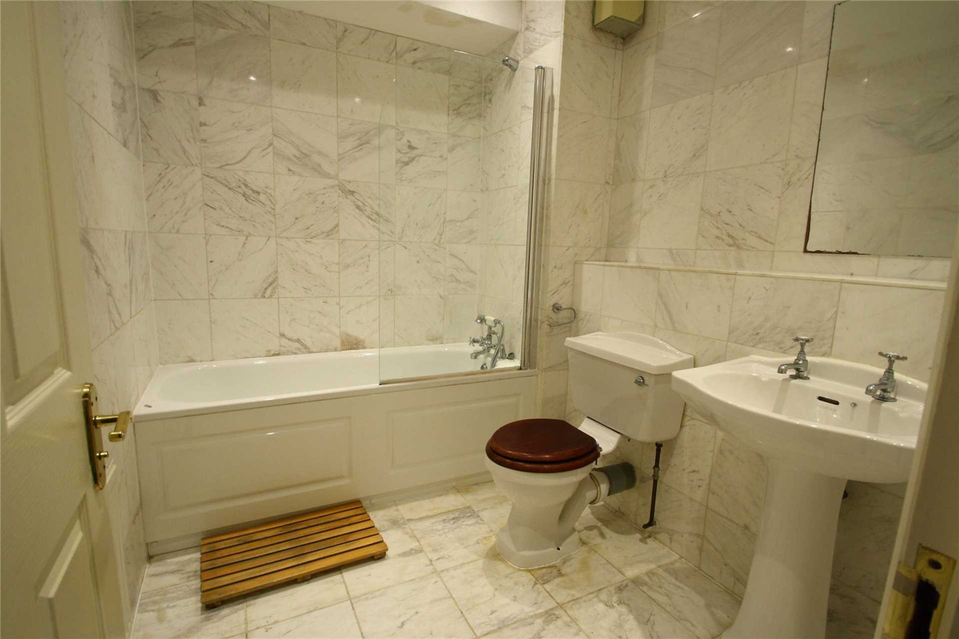 Additional Property Image 4 bedroom House to rent in London 8