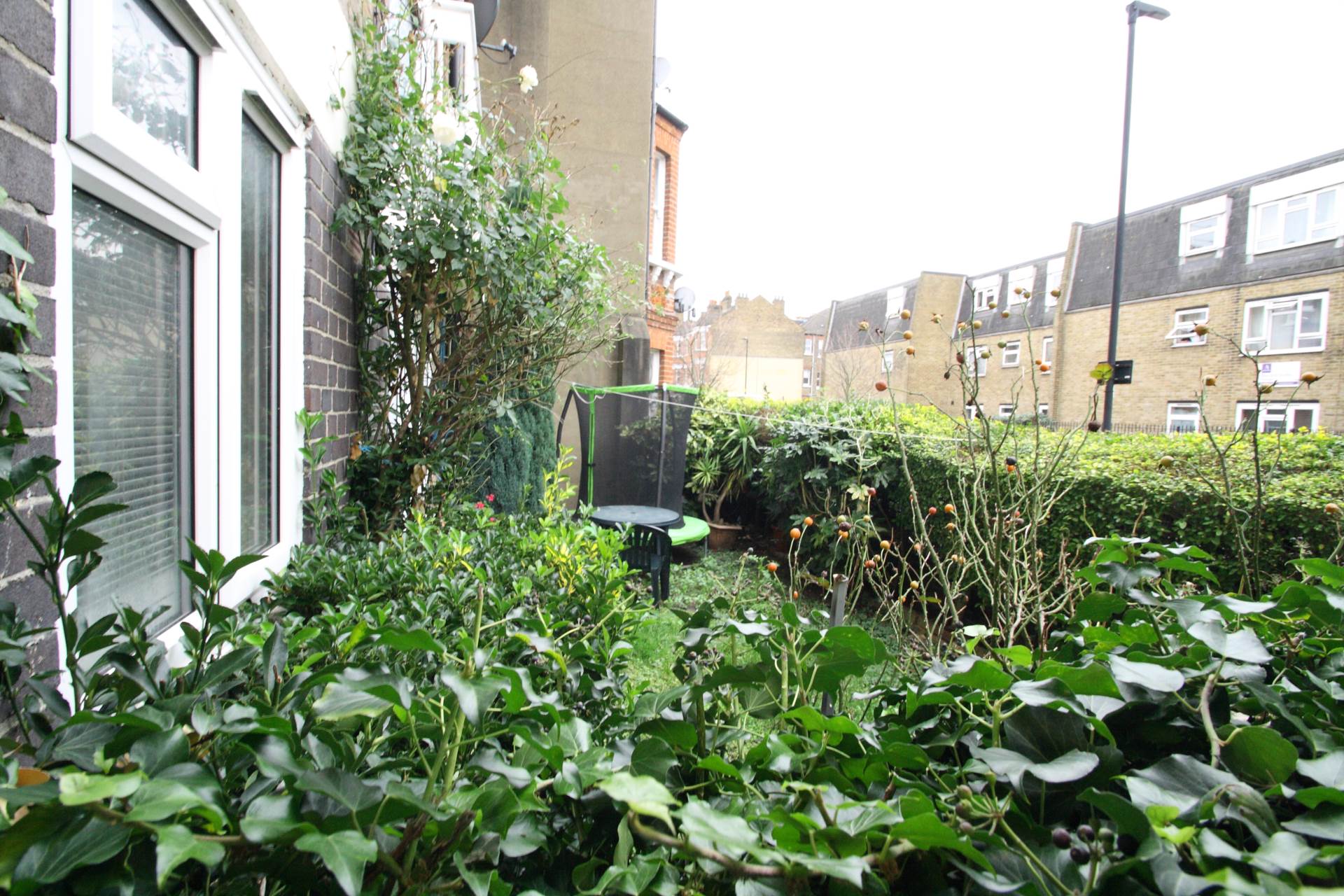 Additional Property Image 2 bedroom Flat for sale in London 2
