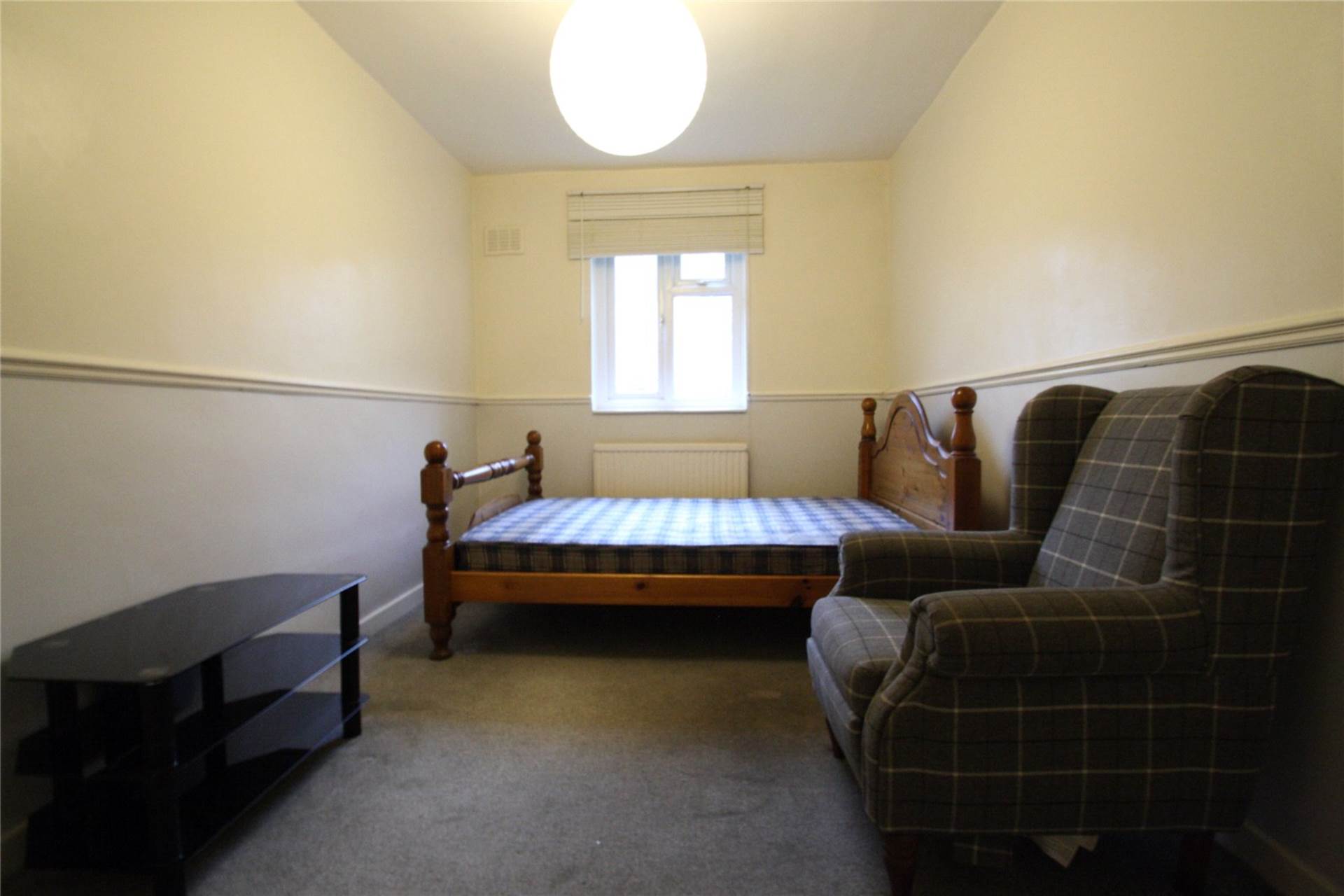 Additional Property Image 2 bedroom Flat for sale in London 6