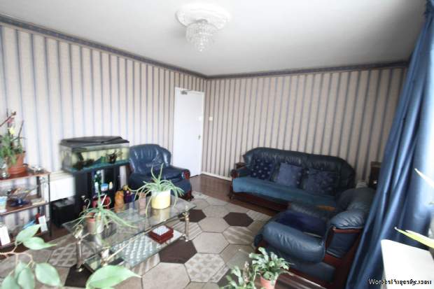 Additional Property Image 3 bedroom Flat for sale in London 9