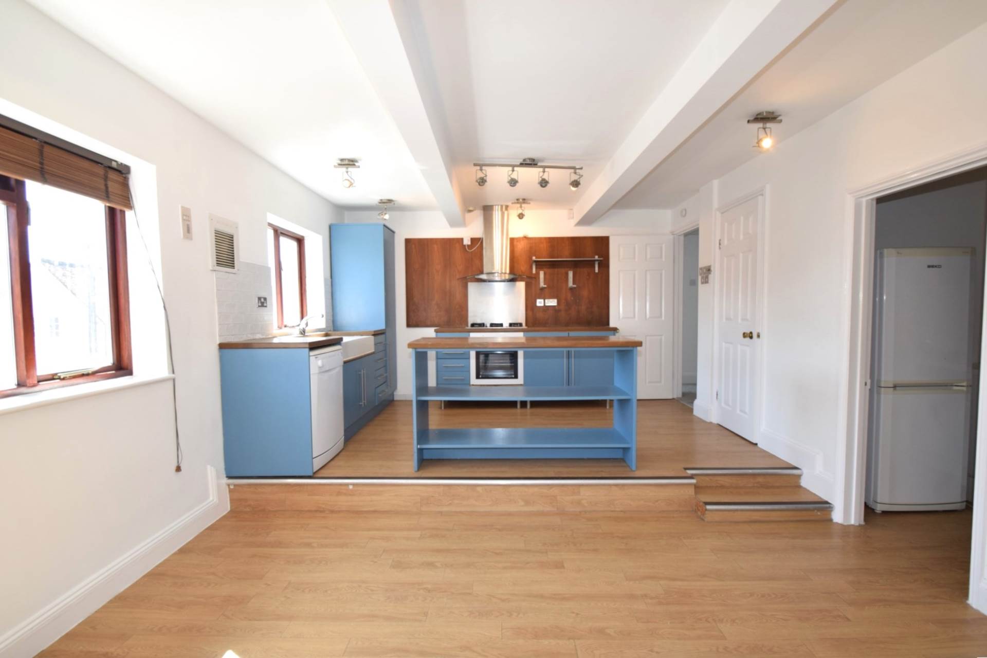 Additional Property Image 5 bedroom Duplex to rent in Wallingford 3