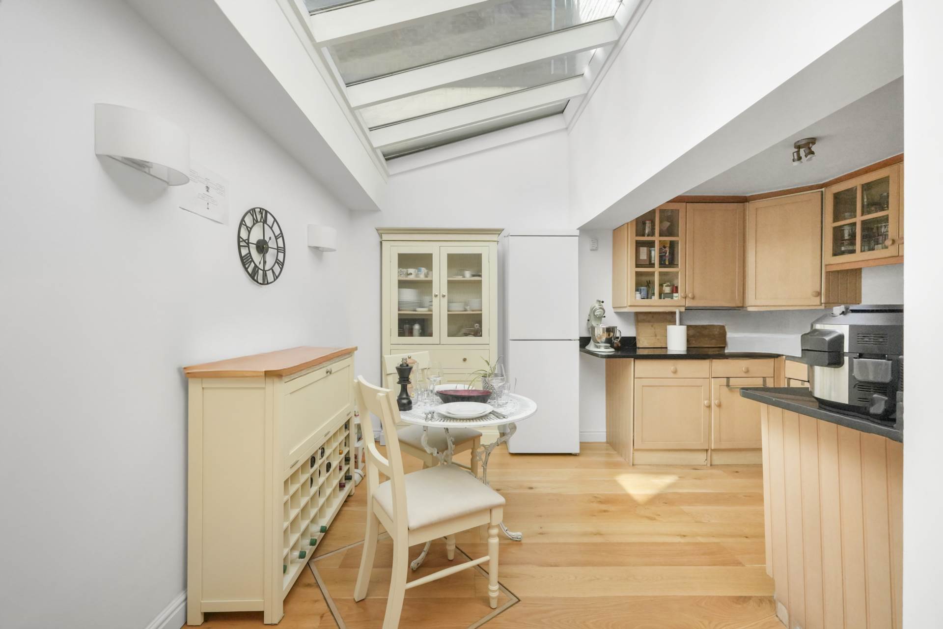 Additional Property Image 2 bedroom Mews to rent in London 5