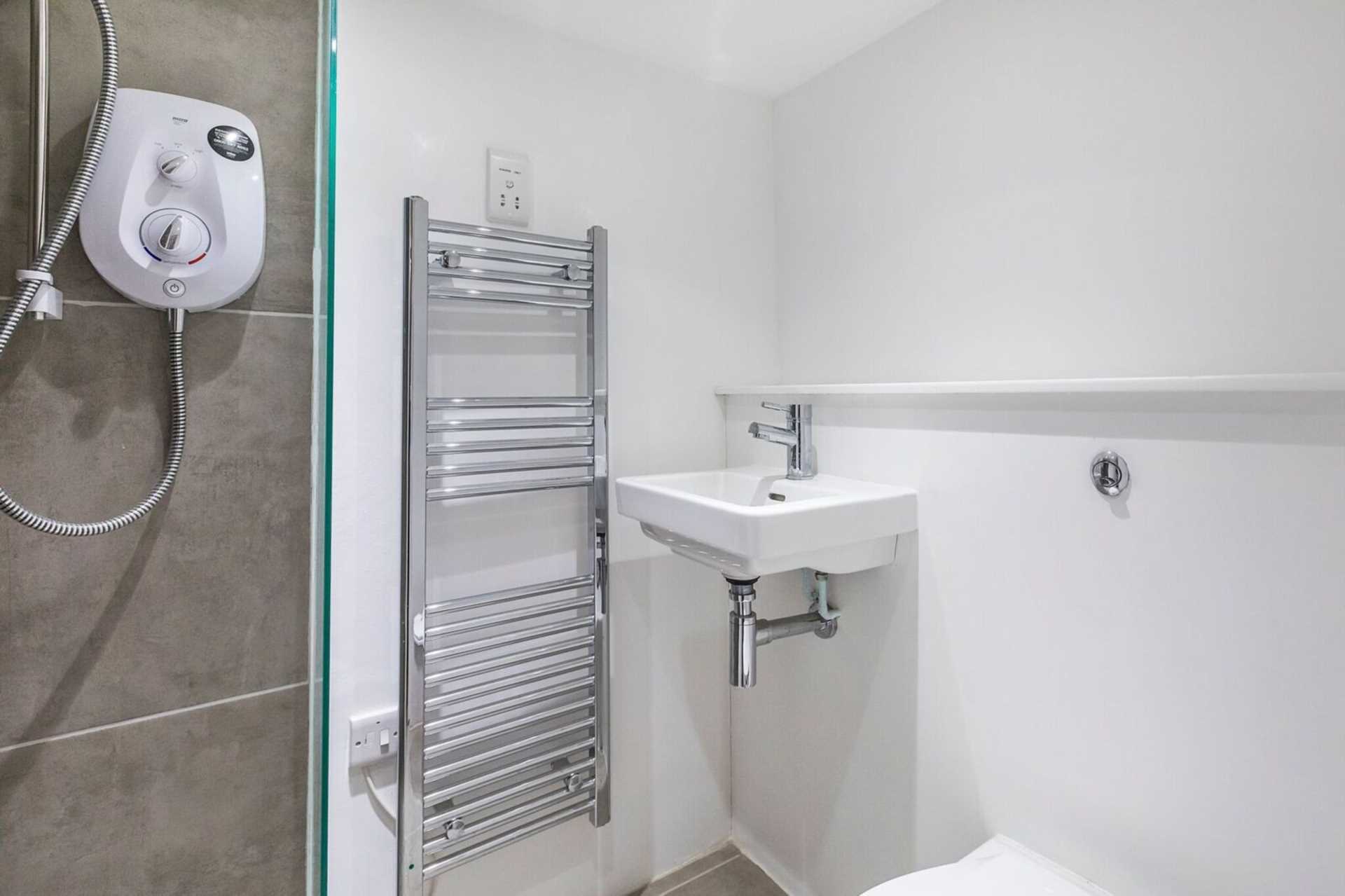 Additional Property Image 0 bedroom Studio to rent in London 4