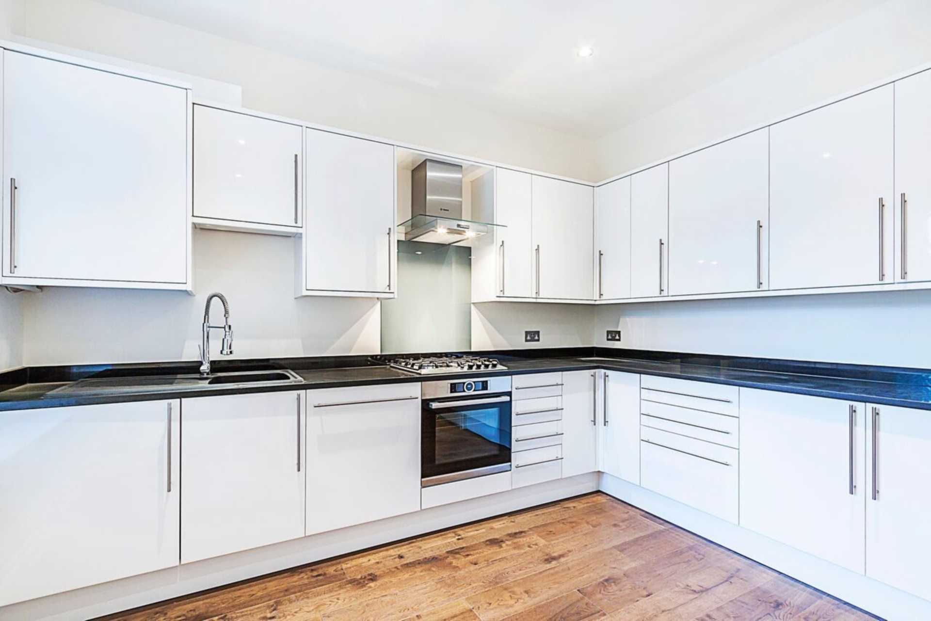 Additional Property Image 4 bedroom Apartment to rent in London 8