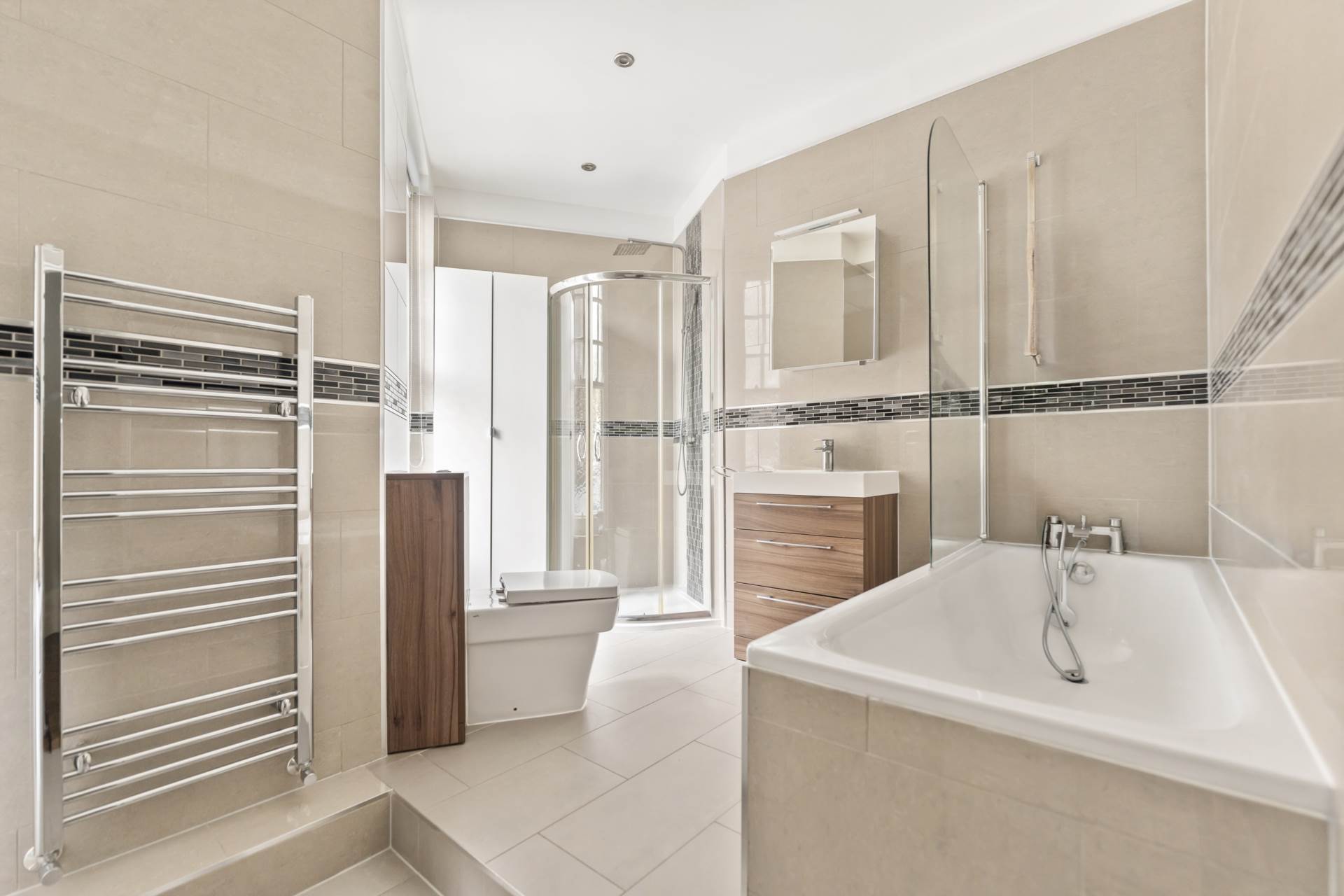Additional Property Image 4 bedroom Apartment to rent in London 15