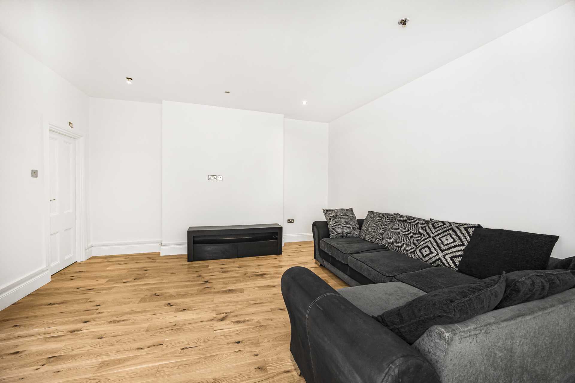 Additional Property Image 2 bedroom Apartment to rent in London 4
