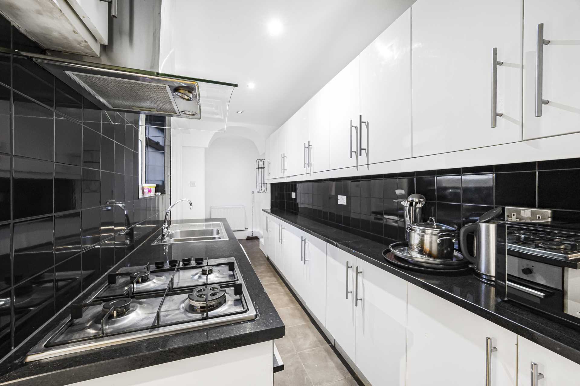 Additional Property Image 2 bedroom Apartment to rent in London 6