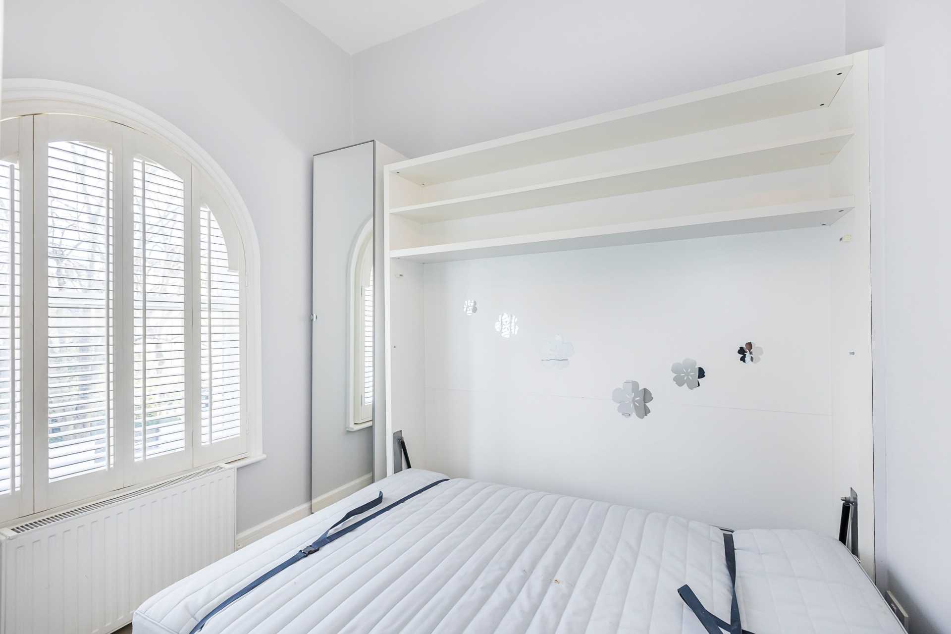 Additional Property Image 2 bedroom Flat for sale in London 4