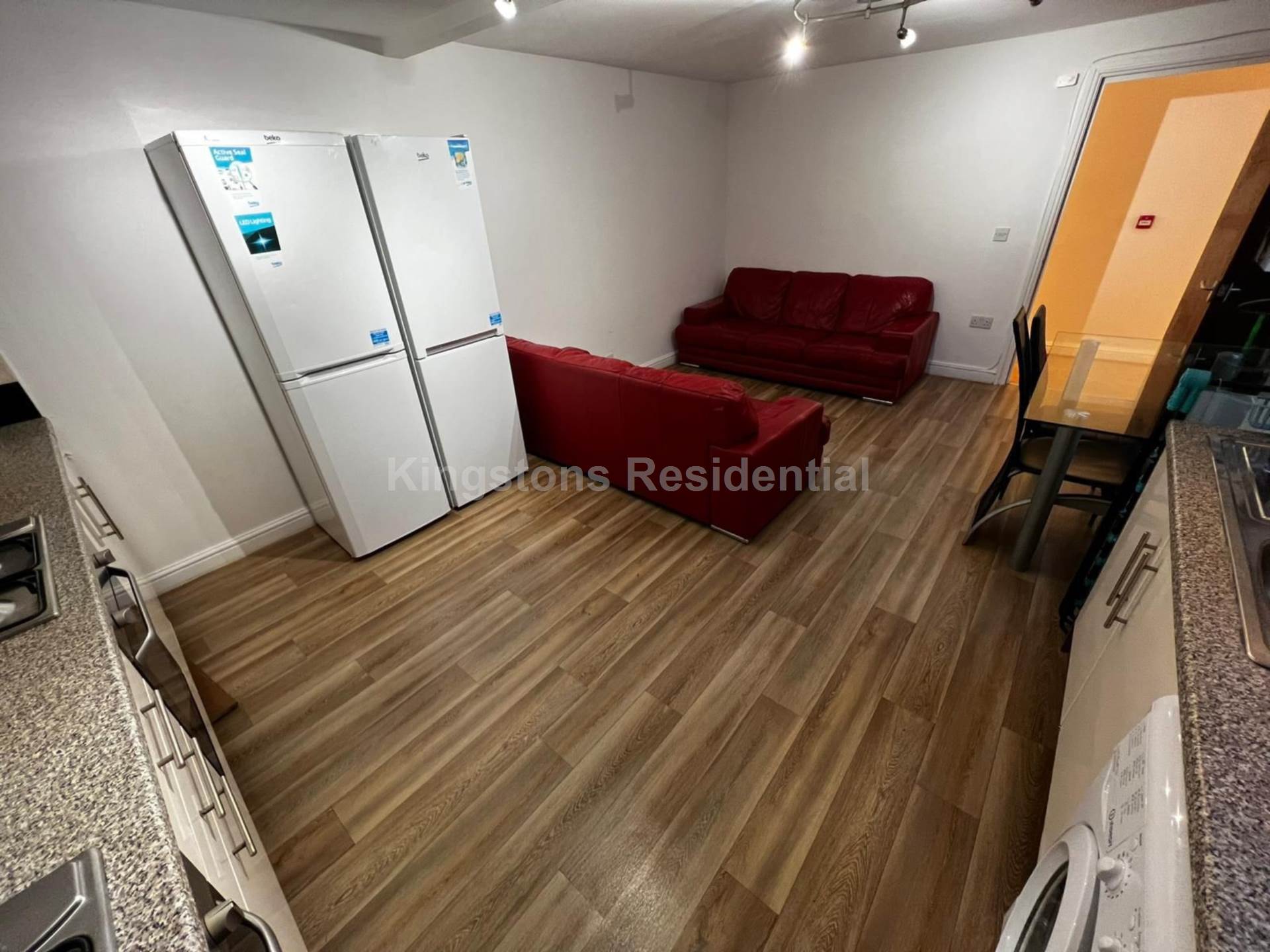 Additional Property Image 6 bedroom Flat to rent in Cardiff 3