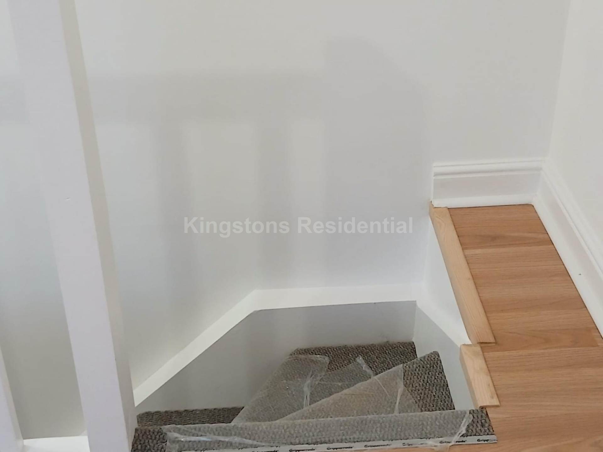 Additional Property Image 2 bedroom Duplex to rent in Cardiff 16