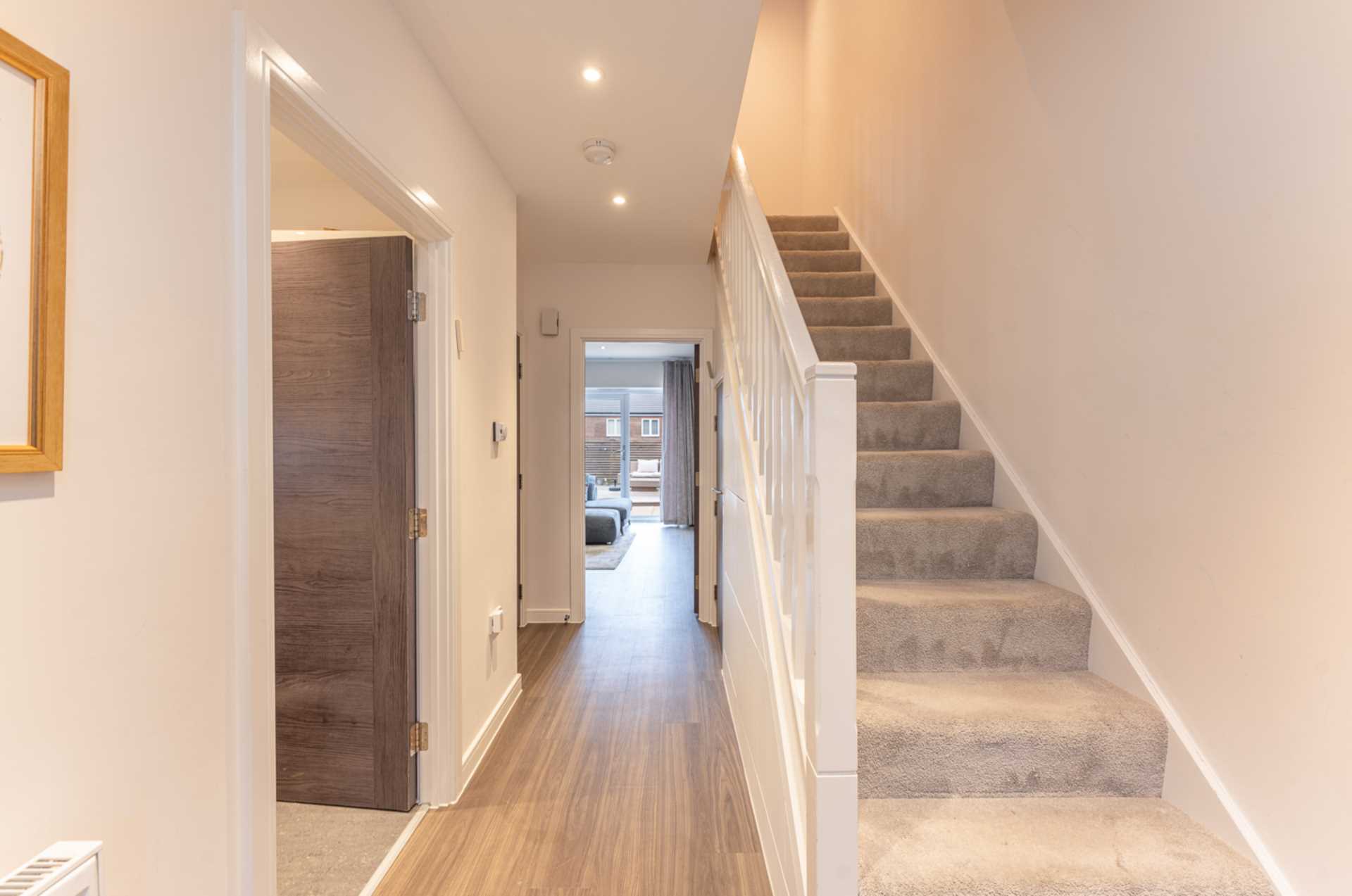 Additional Property Image 3 bedroom Semi Detached for sale in Borehamwood 3