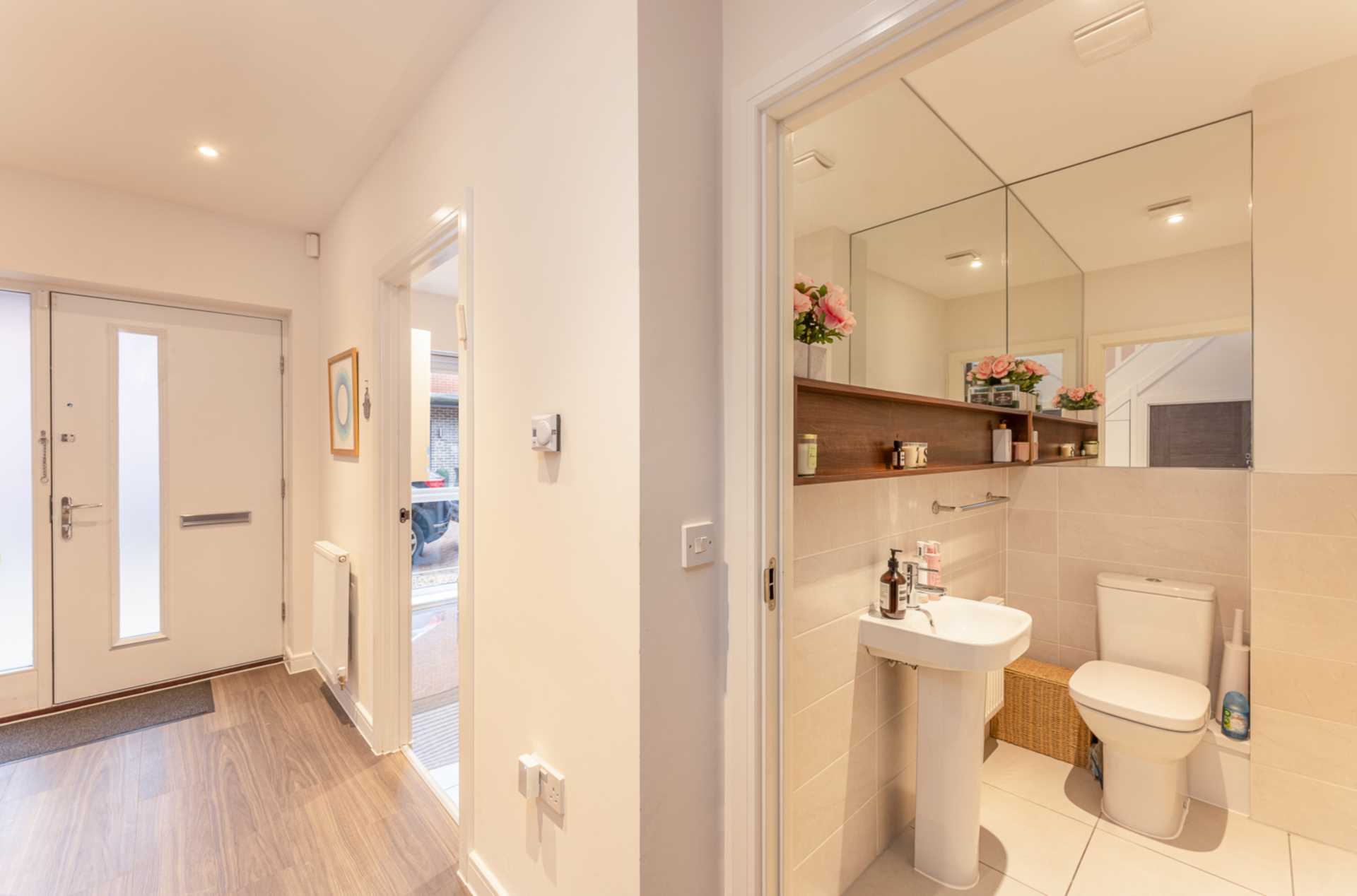 Additional Property Image 3 bedroom Semi Detached for sale in Borehamwood 4
