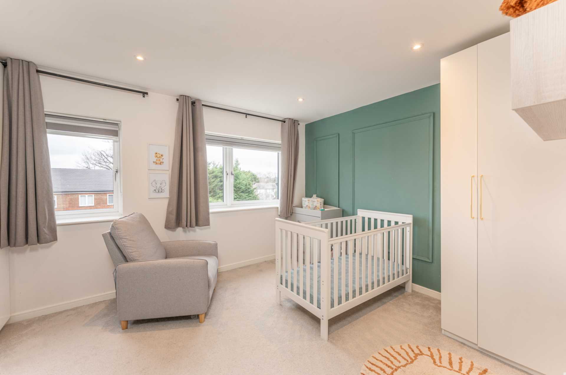 Additional Property Image 3 bedroom Semi Detached for sale in Borehamwood 13