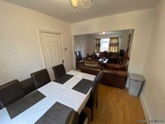 Additional Property Image 3 bedroom Semi Detached for sale in Borehamwood 2