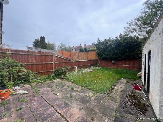 Additional Property Image 3 bedroom Semi Detached for sale in Borehamwood 6