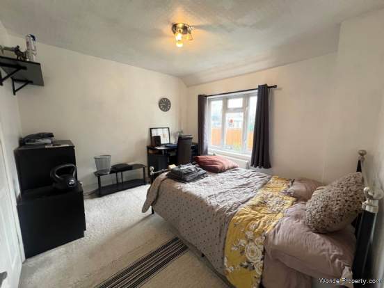Additional Property Image 3 bedroom Semi Detached for sale in Borehamwood 7