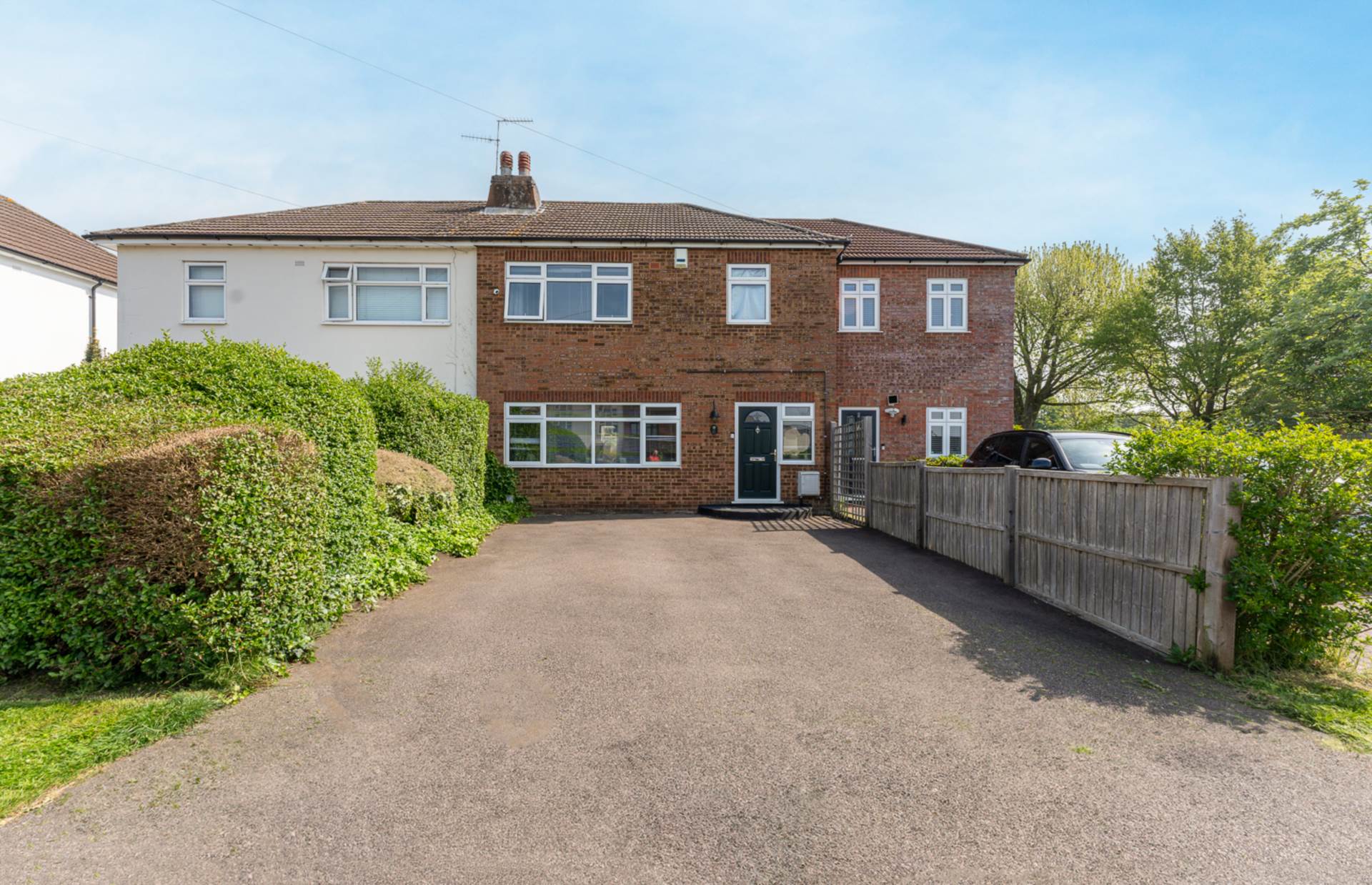 Additional Property Image 3 bedroom Terraced for sale in Borehamwood 2